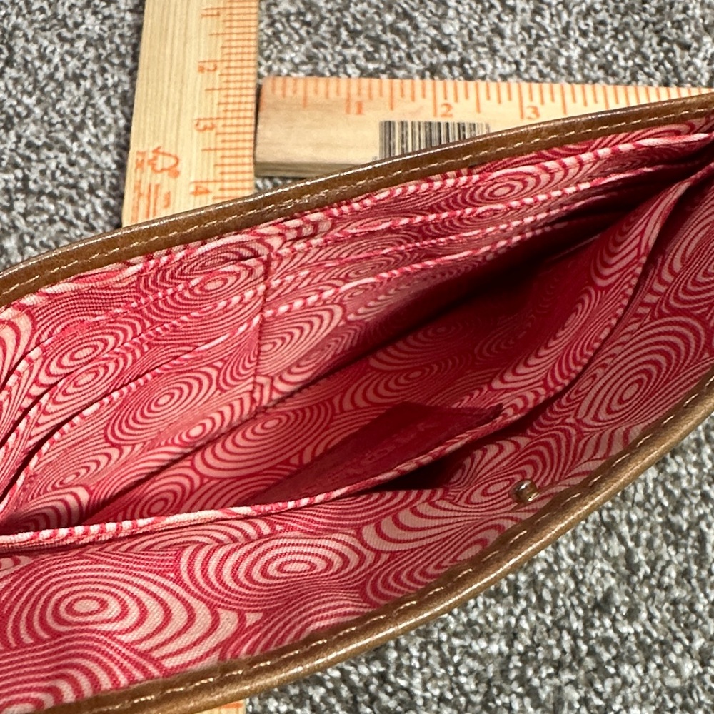 Hobo leather Classic Tan Leather Snap Clutch Wallet - Picture 8 of 9